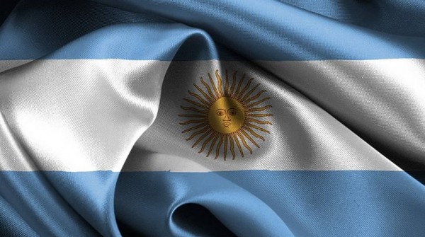 Argentinos crearon la primera valija inteligente