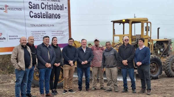 Se iniciaron obras de Caminos Productivos en las trazas de Col. Bossi y Col. Dos Rosas.